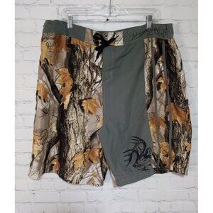 Legendary Whitetails Camo Swim Trunks Mens XXL Lined/ Elastic Waist